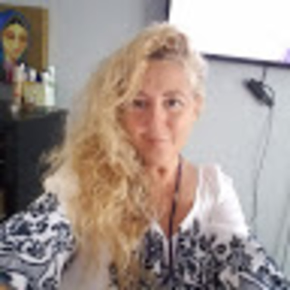 Meet your Posher, Rita - Picture 2 of 2